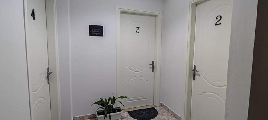 Hotel Klironomi ซารานเดอ ภายนอก รูปภาพ